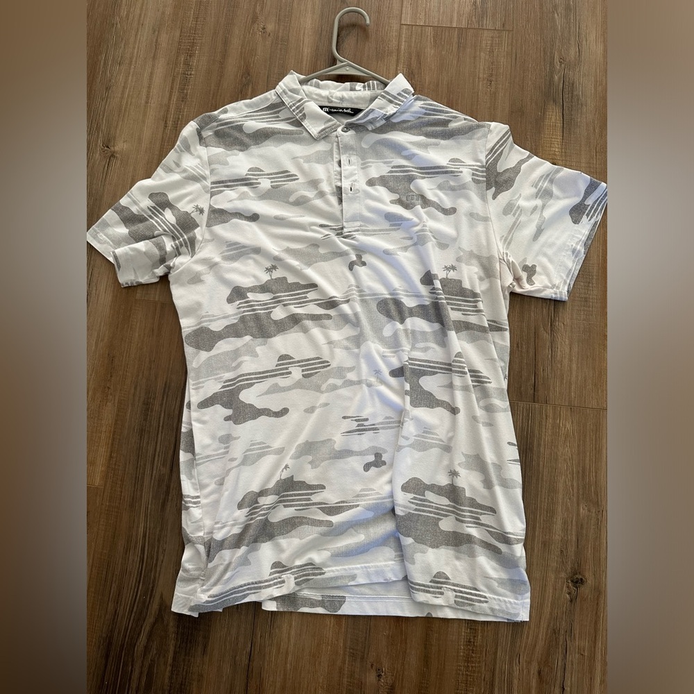 Travis Matthew brekkie polo. Tropical white and gray XL
